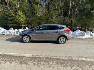 2015 Ford Focus III Рестайлинг, коричневый, 890000 рублей, вид 5