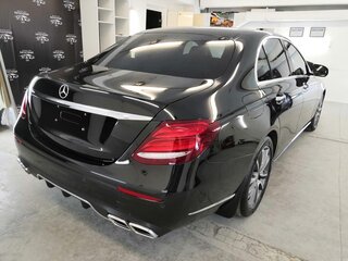 2017 Mercedes-Benz E-Класс 400 V (W213, S213, C238), чёрный, 3099000 рублей, вид 3