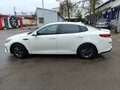 2019 Kia Optima IV Рестайлинг, белый, 1200000 рублей - вид 3