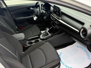 2020 Kia Cerato IV, серый, 1650000 рублей, вид 4