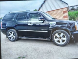 2010 Cadillac Escalade III, чёрный, 1400000 рублей, вид 4
