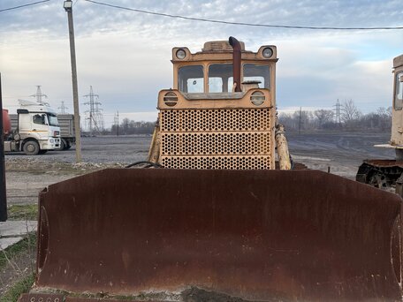 1989 ЧТЗ Т-170, 650000 рублей, вид 1
