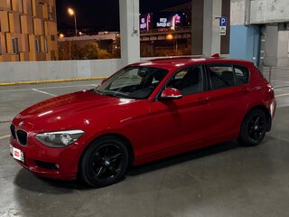 2013 BMW 1 серии 116i II (F20/F21), красный, 1095000 рублей, вид 2