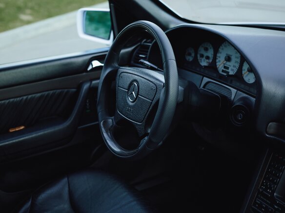 1992 Mercedes-Benz S-Класс 300 III (W140), белый, 2780000 рублей - вид 12