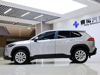 2024 Toyota Corolla Cross I, серый, 2976950 рублей, вид 3