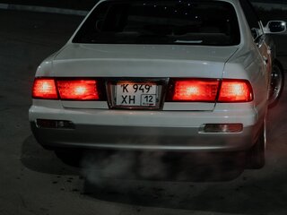 1998 Nissan Leopard IV (Y33), белый, 690000 рублей, вид 3