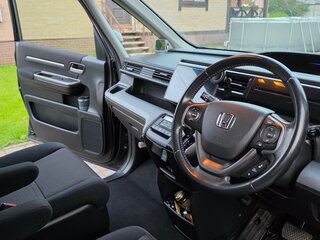 2015 Honda Stepwgn Spada V, чёрный, 1650000 рублей, вид 5