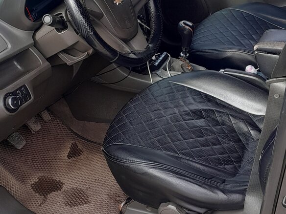 2013 Chevrolet Cobalt II, чёрный, 700000 рублей - вид 11