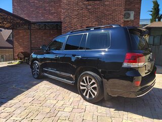 2018 Toyota Land Cruiser 200 Series Рестайлинг 2, чёрный, 6500000 рублей, вид 4