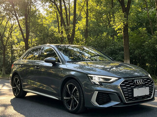 2023 Audi A3 Sportback 35 TFSI IV (8Y), серый, 2200000 рублей, вид 2