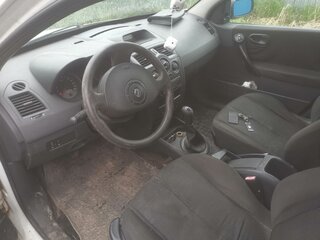 2004 Renault Megane II, белый, 200000 рублей, вид 4
