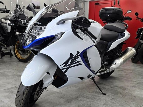 2026 Suzuki GSX 1300 R Hayabusa, серый, 2270000 рублей, вид 3