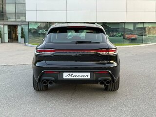 2026 Porsche Macan I Рестайлинг 2, чёрный, 10990000 рублей, вид 4