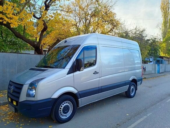 2009 Volkswagen Crafter, серый, 1850000 рублей - вид 2