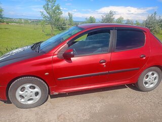 2002 Peugeot 206, красный, 105000 рублей, вид 3