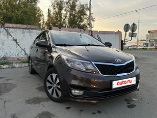 2015 Kia Rio III Рестайлинг, коричневый, 899999 рублей, вид 3