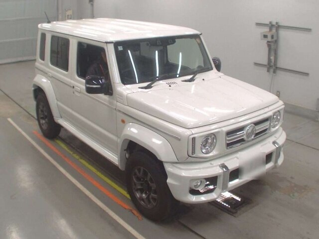 Открыть фотографии: Suzuki Jimny IV