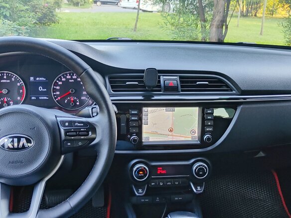 2018 Kia Rio IV, чёрный, 1430000 рублей - вид 12