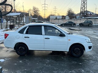 2015 Lada (ВАЗ) Granta I, белый, 270000 рублей, вид 2