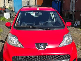 2010 Peugeot 107 I Рестайлинг, красный, 365000 рублей, вид 1