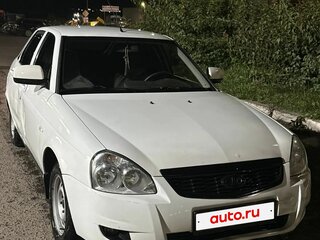 2013 Lada (ВАЗ) Priora I Рестайлинг, белый, 350000 рублей, вид 1