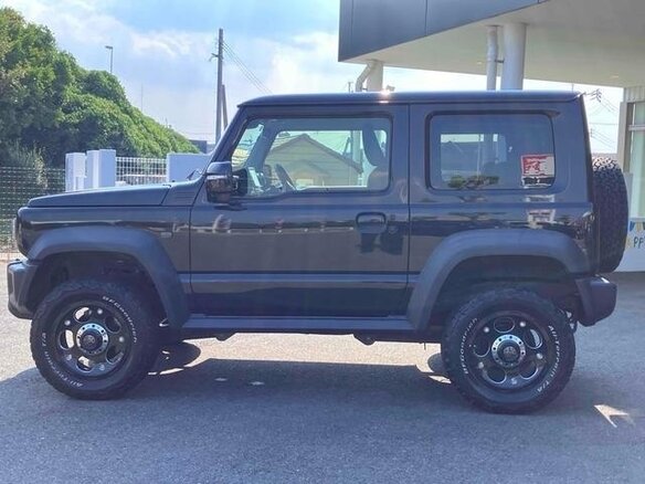 2023 Suzuki Jimny Sierra IV, чёрный, 1799777 рублей - вид 7