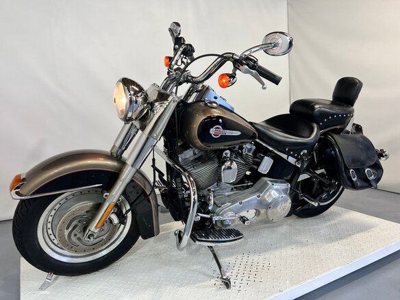 2006 Harley-Davidson Fat Boy, бежевый, 580000 рублей - вид 6