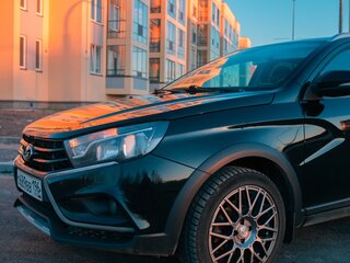 2020 Lada (ВАЗ) Vesta SW Cross I, чёрный, 1159000 рублей, вид 3