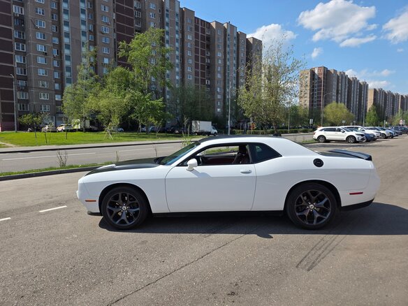 2019 Dodge Challenger III Рестайлинг 2, белый, 4300000 рублей - вид 21