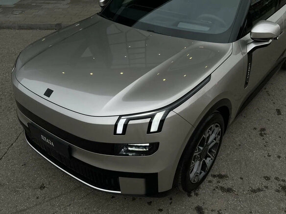 2026 Lynk & Co 900, серебристый, 7444000 рублей - вид 13