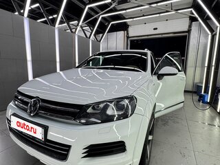 2014 Volkswagen Touareg II, белый, 2750000 рублей, вид 3