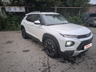 2021 Chevrolet TrailBlazer III, белый, 1549000 рублей, вид 1