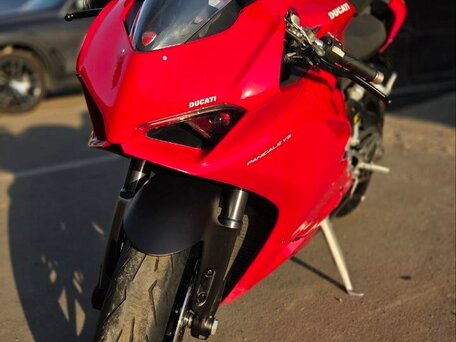 2021 Ducati Panigale V2, красный, 1600000 рублей, вид 4