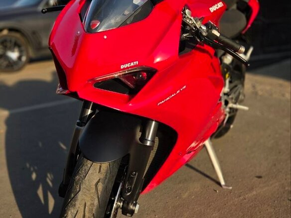 2021 Ducati Panigale V2, красный, 1600000 рублей - вид 3