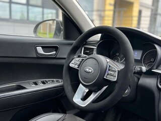 2019 Kia Optima IV Рестайлинг, белый, 1020000 рублей, вид 4