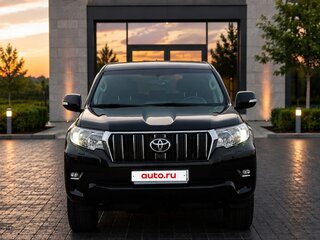 2021 Toyota Land Cruiser Prado 150 Series Рестайлинг 3, чёрный, 6800000 рублей, вид 2