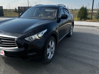 2011 Infiniti FX37 II (S51) Рестайлинг, чёрный, 1690000 рублей, вид 1