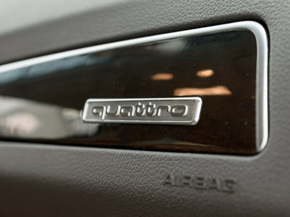 2013 Audi Q5 I (8R) Рестайлинг, красный, 1825000 рублей - вид 26