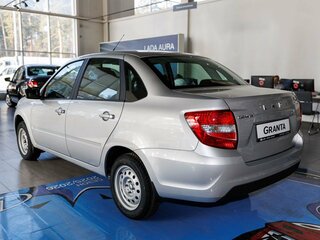 2025 Lada (ВАЗ) Granta I Рестайлинг, серебристый, 1118000 рублей, вид 5