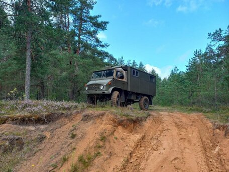 1962 Mercedes-Benz Unimog, зелёный, 2480000 рублей, вид 1