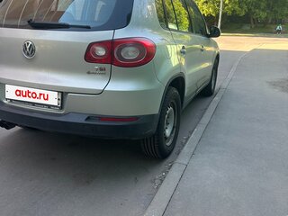 2011 Volkswagen Tiguan I, серебристый, 1200000 рублей, вид 3