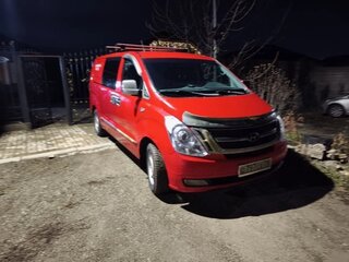 2011 Hyundai Grand Starex I, красный, 1100000 рублей, вид 4