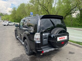 2011 Mitsubishi Pajero IV Рестайлинг 1, чёрный, 1659999 рублей, вид 4