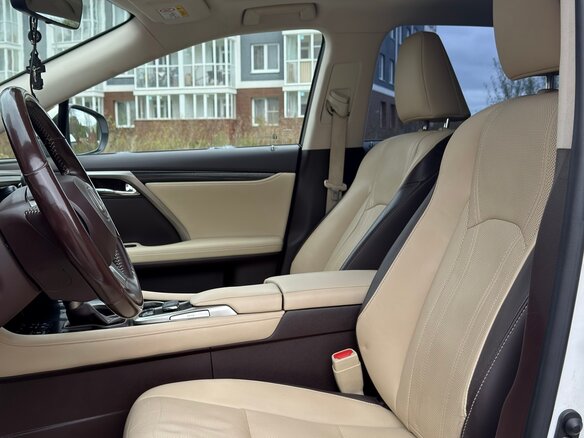 2017 Lexus RX 200t IV, белый - вид 16