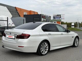 2016 BMW 5 серии 528i xDrive VI (F10/F11/F07) Рестайлинг, белый, 2299000 рублей, вид 5