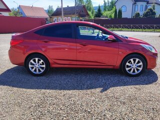 2012 Hyundai Solaris I, красный, 785000 рублей, вид 4