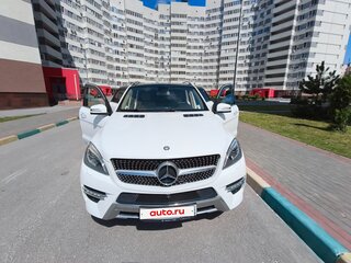 2014 Mercedes-Benz M-Класс 300 III (W166), белый, 2900000 рублей, вид 1