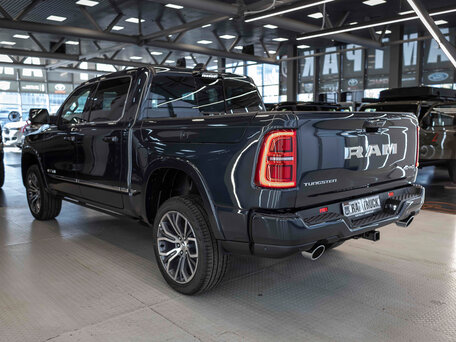 2026 Ram 1500 Crew Cab V Рестайлинг, синий, 9990000 рублей, вид 2