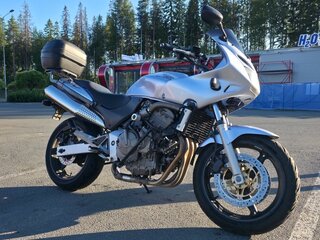2002 Honda CB 600F Hornet, серебристый, 350000 рублей, вид 2