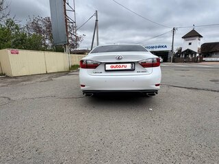 2017 Lexus ES 350 VI Рестайлинг, белый, 2800000 рублей, вид 5